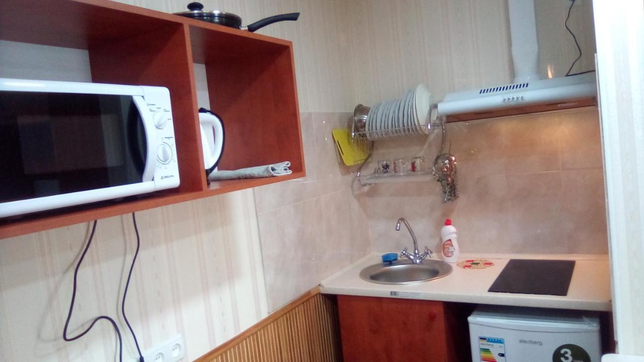 1-Я Слободская, 17А, Угол Проспекта Центрального, 3 Дивана, Wi-Fi, Отдельный Вход. نيكولايف المظهر الخارجي الصورة