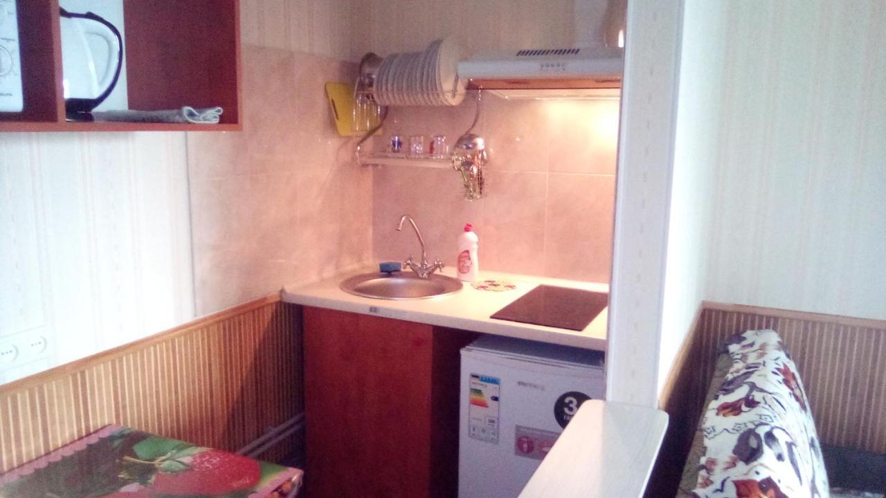 1-Я Слободская, 17А, Угол Проспекта Центрального, 3 Дивана, Wi-Fi, Отдельный Вход. نيكولايف المظهر الخارجي الصورة